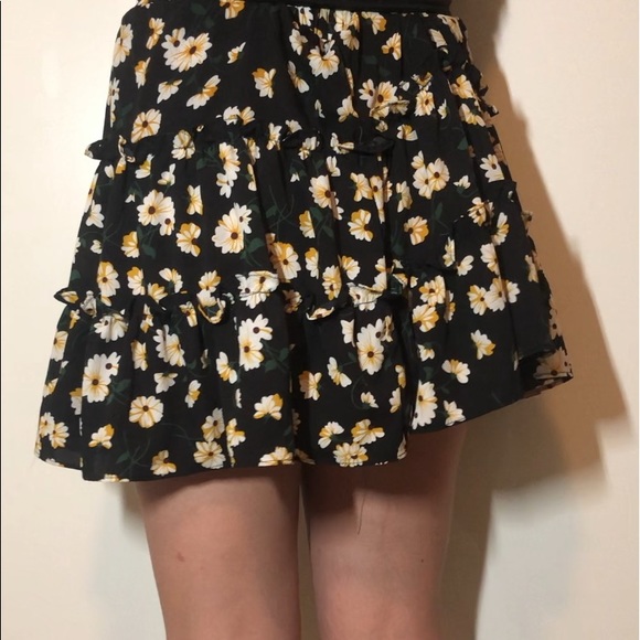 Flower Pattern Skirt - Picture 4 of 4